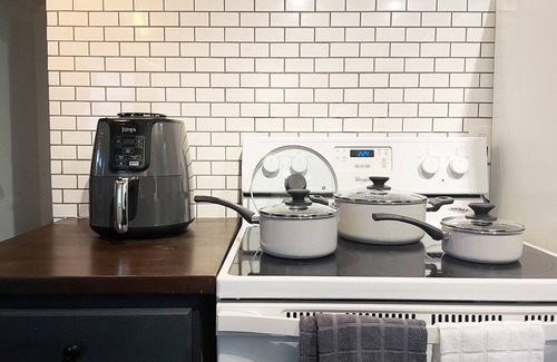Westside House | Comfy 1BR Near Midtown, Central to ATL & Sports Venues