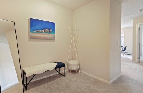 Calgary Condo | Comfy 2BR+2BathCondo near Airport+AC+HeatedParking