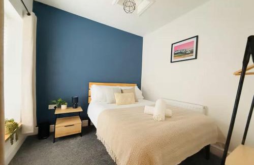 Port Talbot Apartment | Comfy 4 Bed Home - Port Talbot - Perfect for Contractors & Families