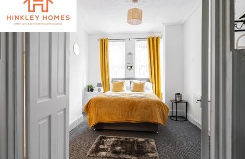 Bootle Apartment | Comfy 4bed Home - Free Parking, Wifi - Long Stays Welcome By Hinkley Homes Short Lets & Serviced Accommodation