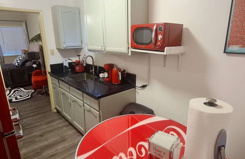 East Hollywood Apartment | Comfy+Aesthetic Retro Red Haven Hollywood Studio