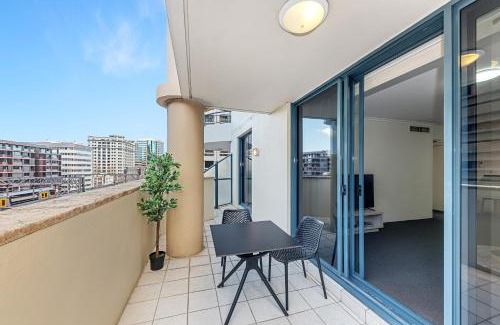 Haymarket Apartment | Comfy and Spacious 1B Sydney CBD Apartment in Central
