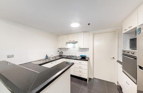 Haymarket Apartment | Comfy and Spacious 1B Sydney CBD Apartment in Central