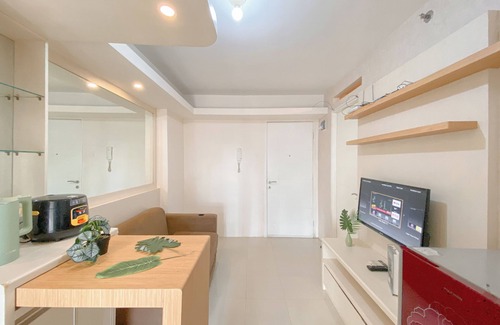Jatinegara Apartment | Comfy and Strategic 1BR with Extra Room at Bassura City Apartment