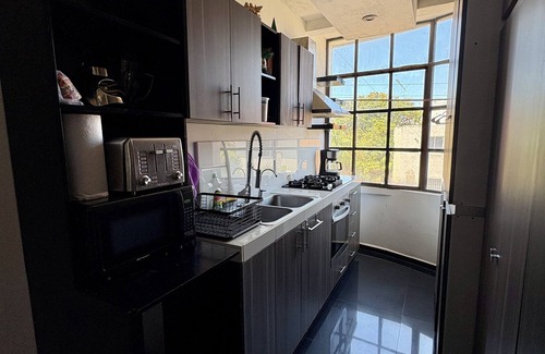 Downtown Cancun Apartment | Comfy Apartment 1 min ZH, Pool and Safe