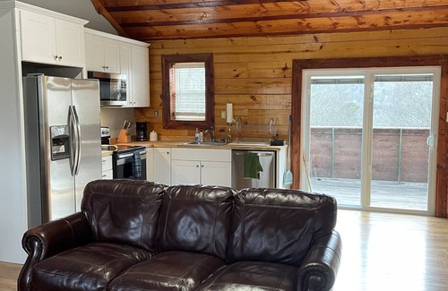 Rocky Top Cottage | Comfy Cottage Next to State Park/Lake/ATV Trails