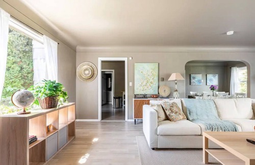 Port Gardner House | ~ Comfy Family Home 5 Mins from Marina and Port ~