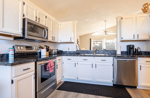 Orlando House | Comfy Family Home w/Pool: Close to Attractions!