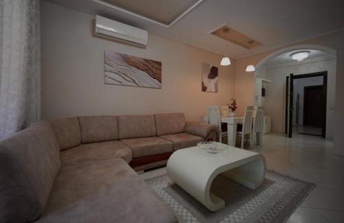 Tirana Apartment | Comfy flat in Astir Near bus and AC