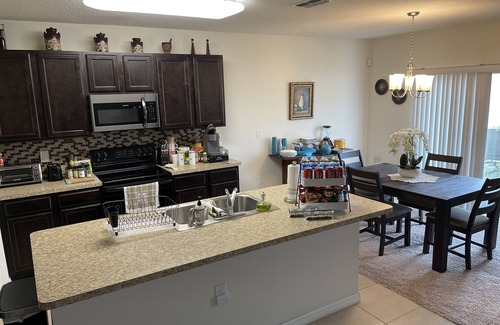 Haines City House | Comfy house private bedroom share bathroom