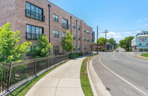 Cleveland Park Apartment | Comfy New 5 Bed 2 Bedroom Close to Downtown