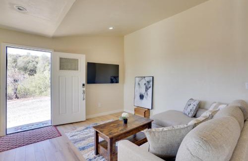 Yosemite Forks House | Comfy Oakhurst Duplex Near Hiking and Sightseeing!