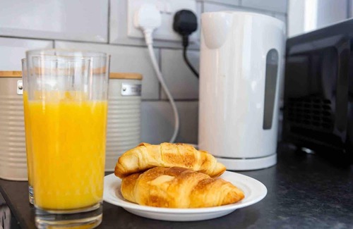Chapeltown Apartment | Comfy One Bed Room Flat Near Leeds City Centre
