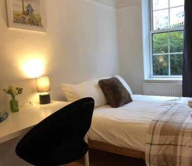 Kentish Town House | Comfy Private Bedrooms near O2 Forum Kentish Town, Camden