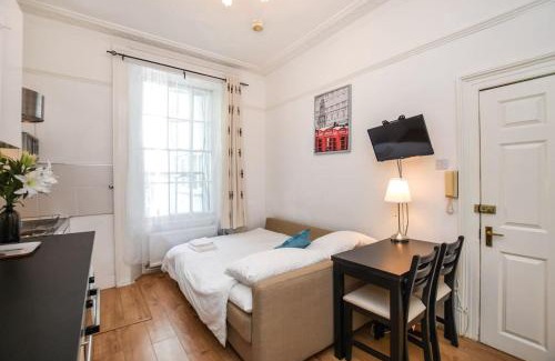Somers Town Apartment | Comfy Studio Flat - Camden-Kings Cross-Zone 1