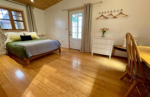 Lagunitas-Forest Knolls House | Comfy Studio near Trails & Beaches