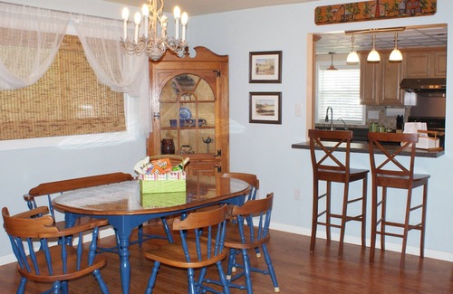 Fertility House | Comfy Townhome nearby Dutch Wonderland, Farms, & Tanger/Rockvale Outlets