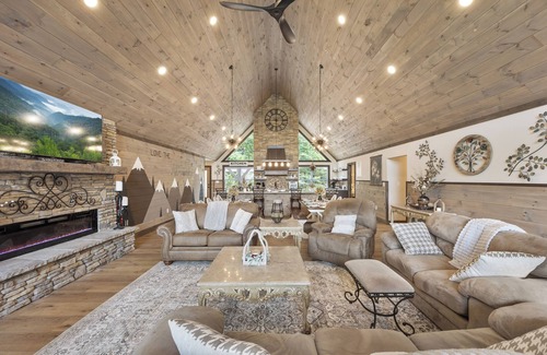 Sevierville Cabin | Coming June 2025! Game Point Getaway! Loaded with fun and sleeps 26!