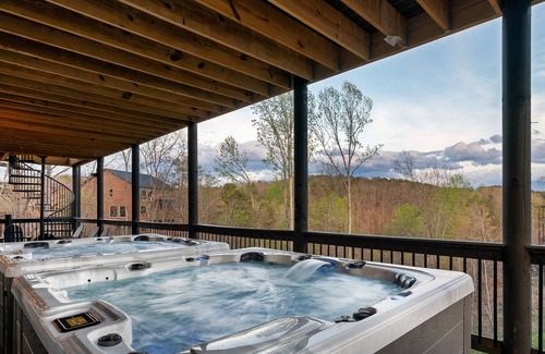 Gatlinburg - Pigeon Forge Cabin | Coming Summer, 2026! 16 Bedroom Luxury Cabin!