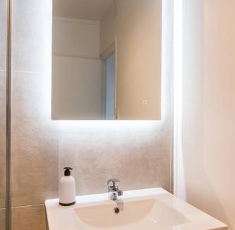 Brive-la-Gaillarde Apartment | @ Comme chez vous @ Proche gare et centre historique
