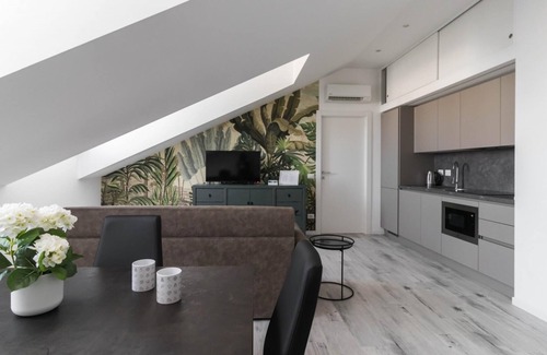 Guastalla Apartment | Commenda 35 C