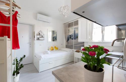 Guastalla Apartment | Commenda White Studio