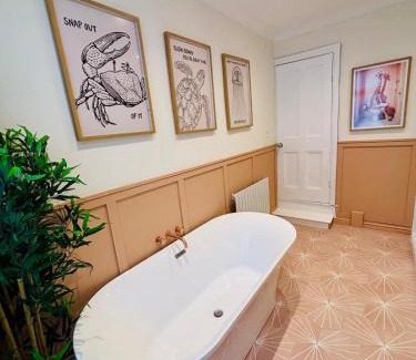 Cleethorpes House | Commercial Hot Tub Games Room