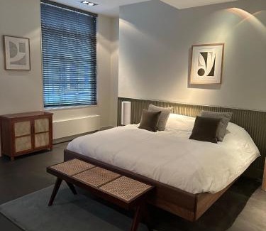De Weteringschans Bed & Breakfast | COMMUNE suites