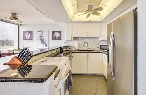 Flagler Beach Condo | Community Pool & Ocean Views: Flagler Beach Condo!
