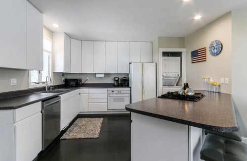 Como House | Como Lakeview Loft | Massive Wraparound Deck w/Filtered Lake Views| Firepit | Hot Tub