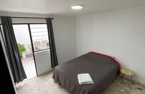 Jardines de San Jose House | Comodas Habitaciones a 5min de la expogdl
