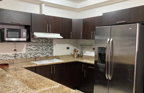 San Diego Apartment | ¡comodidad y Modernidad en Increíble Apartamento en la Primera Planta!