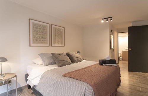 El Golf Apartment | Comodidad y Ubicacion Apartamento 2D 2B Grupal