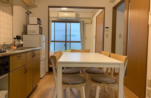 Honmachi Apartment | Compact 2DK apt in west Shinjuku