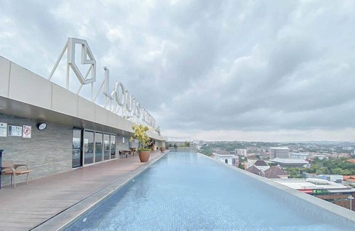 Semarang Apartment | Compact and Nice Combined Unit 1BR Apartment at Warhol (W/R) Residence