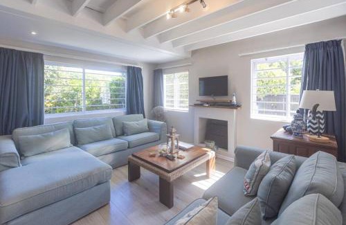 Cape Saint Francis House | Compact & Comfortable in the Cape St Francis Resort