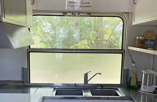 Pasewalk Cottage | Compartment 6 Sleeping car staff car - zz Lokschuppen Pasewalk-Experience overnight stay in the sleeping car