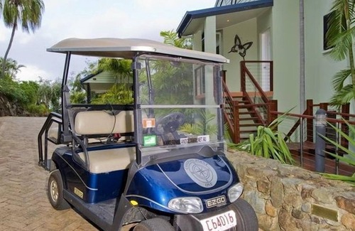 Hamilton Island Apartment | Compass - Compass 1