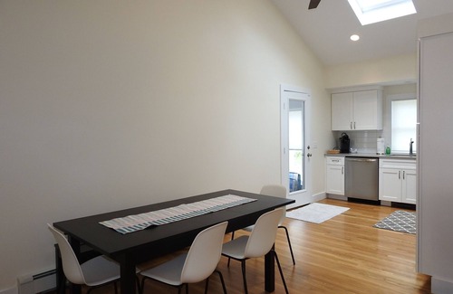 West Hyannisport House | COMPLETE RENOVATION Cragville Beach West Hyannisport