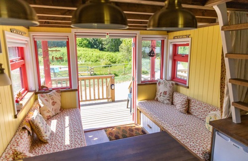 Hengistbury Head Ski Chalet | Completely re-built beach hut on Mudeford Spit.