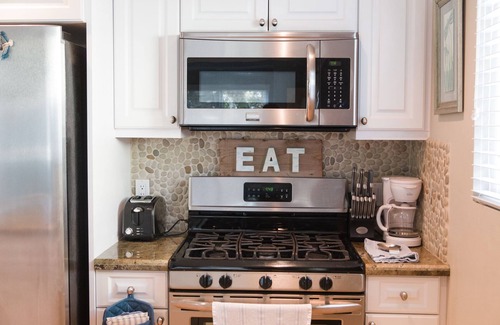 Townsite Cottage | Completely Remodeled Beach Bungalow! Everything you could ask for!