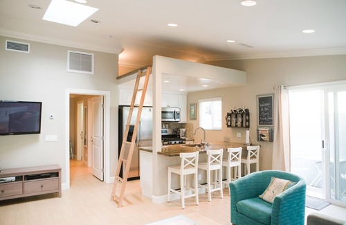 Townsite Cottage | Completely Remodeled Beach Bungalow! Everything you could ask for!