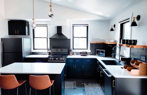Daniels Hill House | Completely remodled Victorian era home downtown Lynchburg VAn