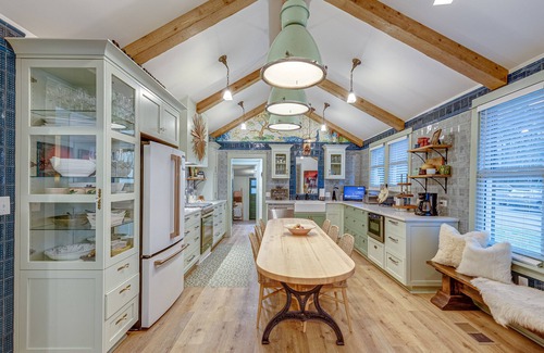 Franklin Cottage | Completely Renovated Historical Cottage - Walking distance to Downtown Franklin