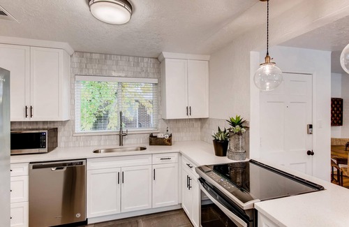 Lower Avenues Apartment | Completely Upgraded Suite near Convention Center and Downtown Salt Lake City