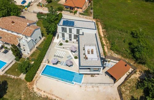 Jadruhi Villa | Complex Barbara