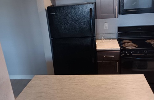 Kettering Apartment | Compy Pad by the mall in Dayton Metro