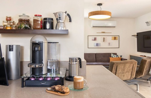 Ben Ami House | Concept House - Health, Nature, Culture, Tours & Tastes in the Village