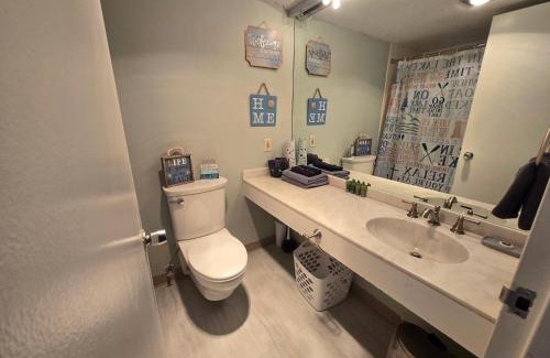 Weirs Beach Apartment | Concerts! Lake Winni Views! Kitchen! Pool! Hot Tub!
