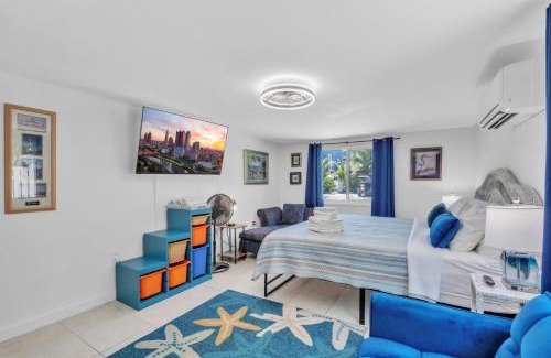 Bradenton Beach Apartment | Conch Cottage home